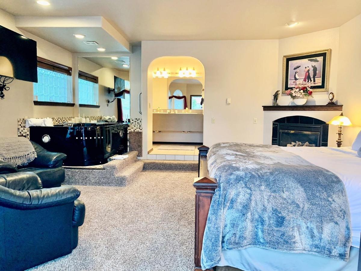 Inn Breakers Boutique